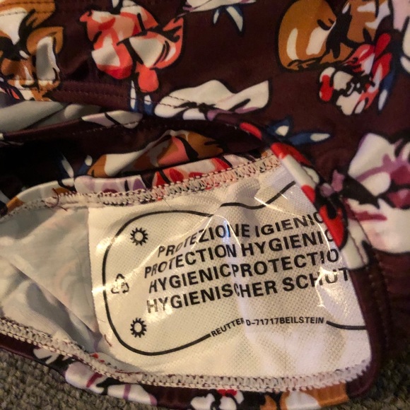 Floral Wrap Top Bikini Set - Picture 2 of 2